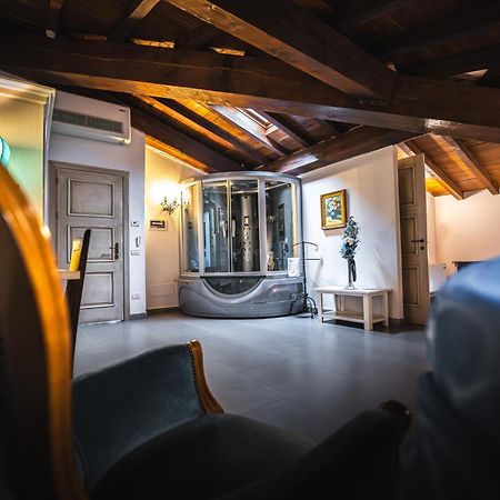 Hotel La Tavola Rotonda Cortemaggiore Exteriér fotografie