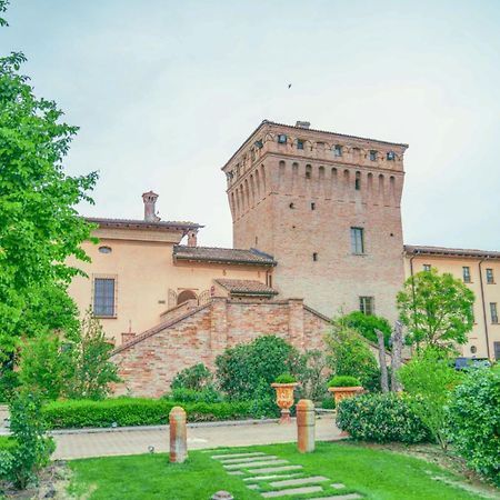 Hotel La Tavola Rotonda Cortemaggiore Exteriér fotografie