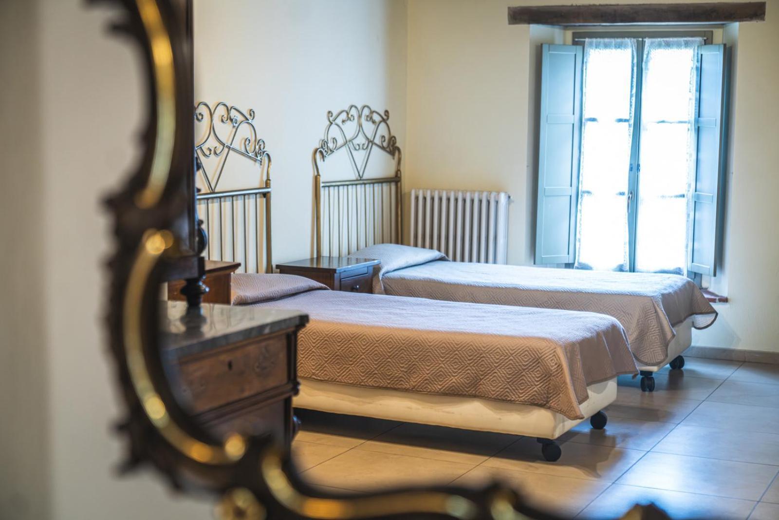 Hotel La Tavola Rotonda Cortemaggiore Exteriér fotografie