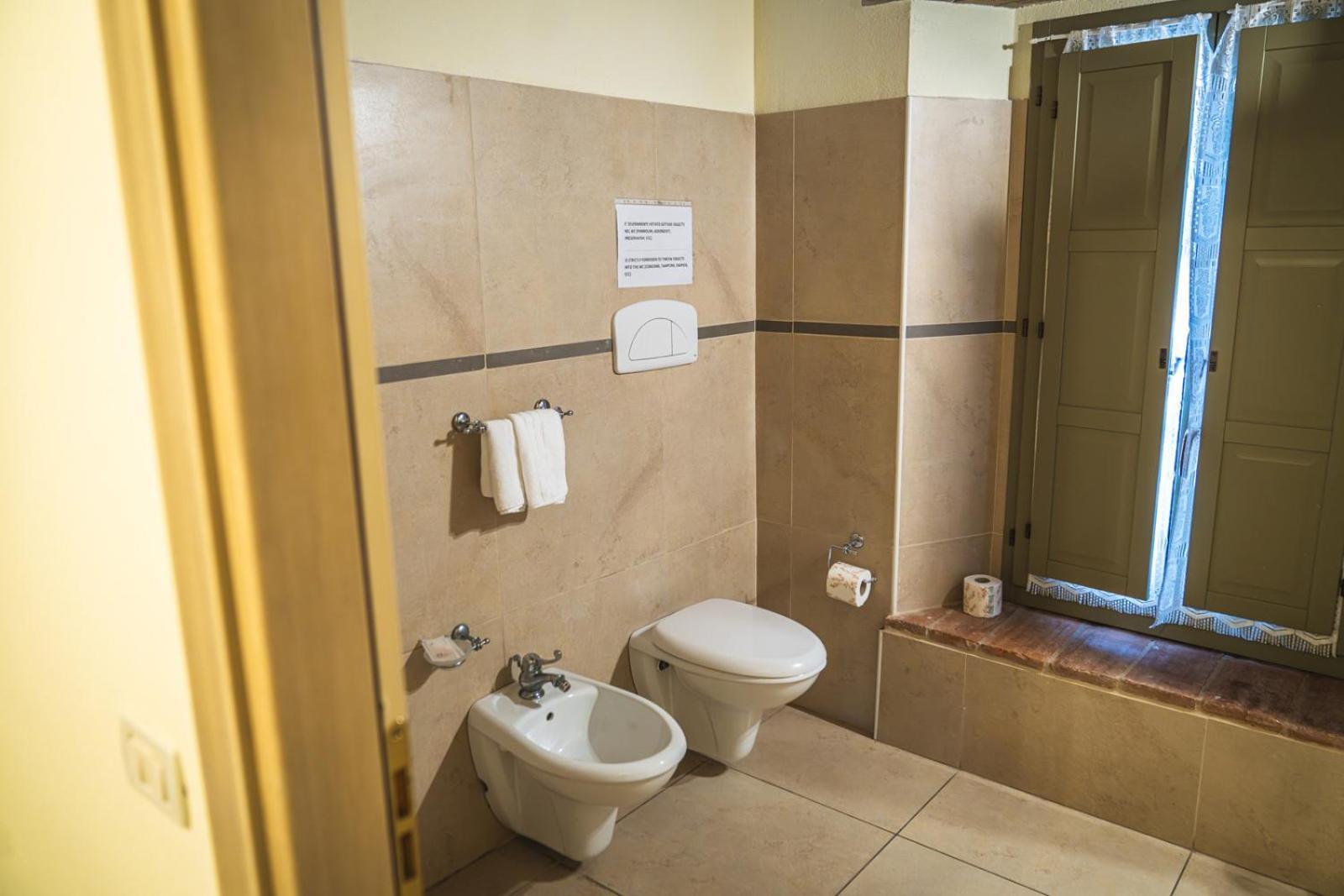 Hotel La Tavola Rotonda Cortemaggiore Pokoj fotografie
