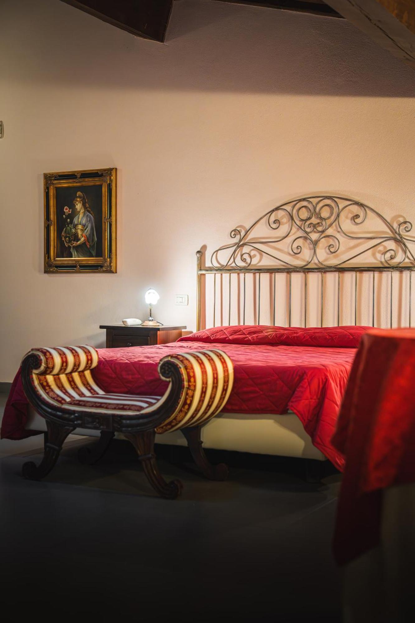 Hotel La Tavola Rotonda Cortemaggiore Exteriér fotografie