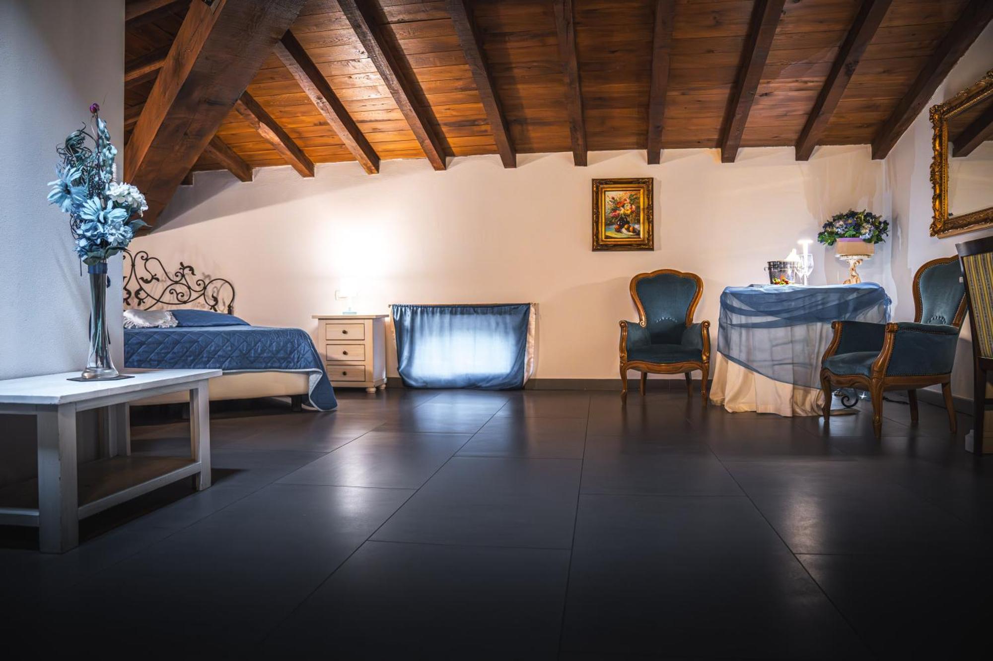 Hotel La Tavola Rotonda Cortemaggiore Pokoj fotografie