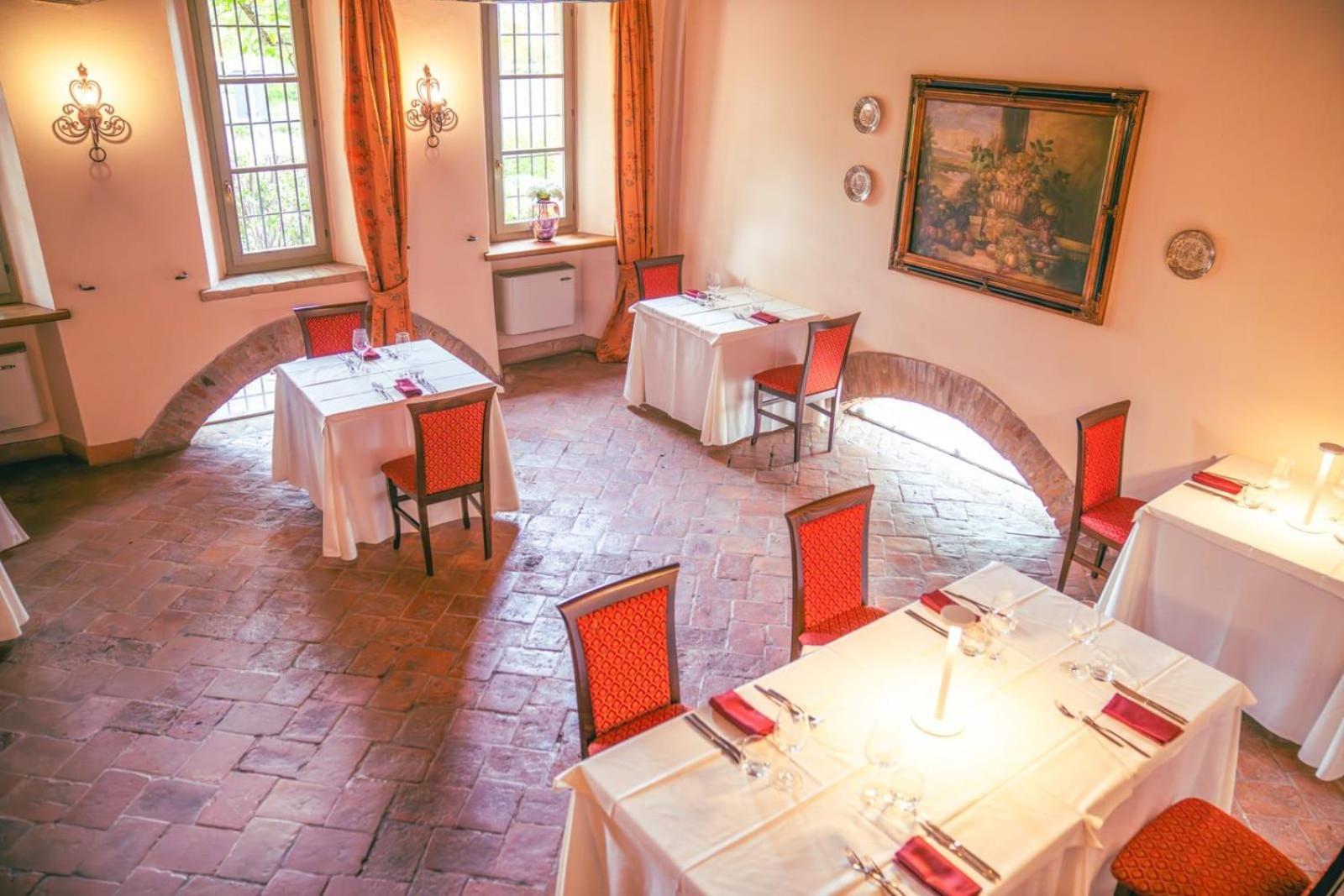 Hotel La Tavola Rotonda Cortemaggiore Exteriér fotografie