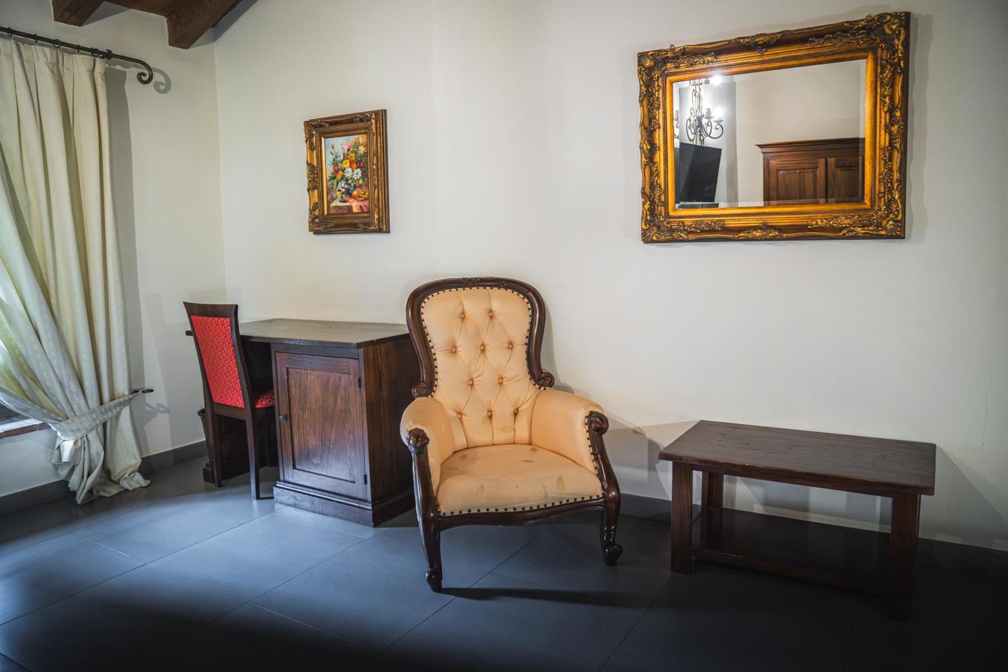 Hotel La Tavola Rotonda Cortemaggiore Pokoj fotografie