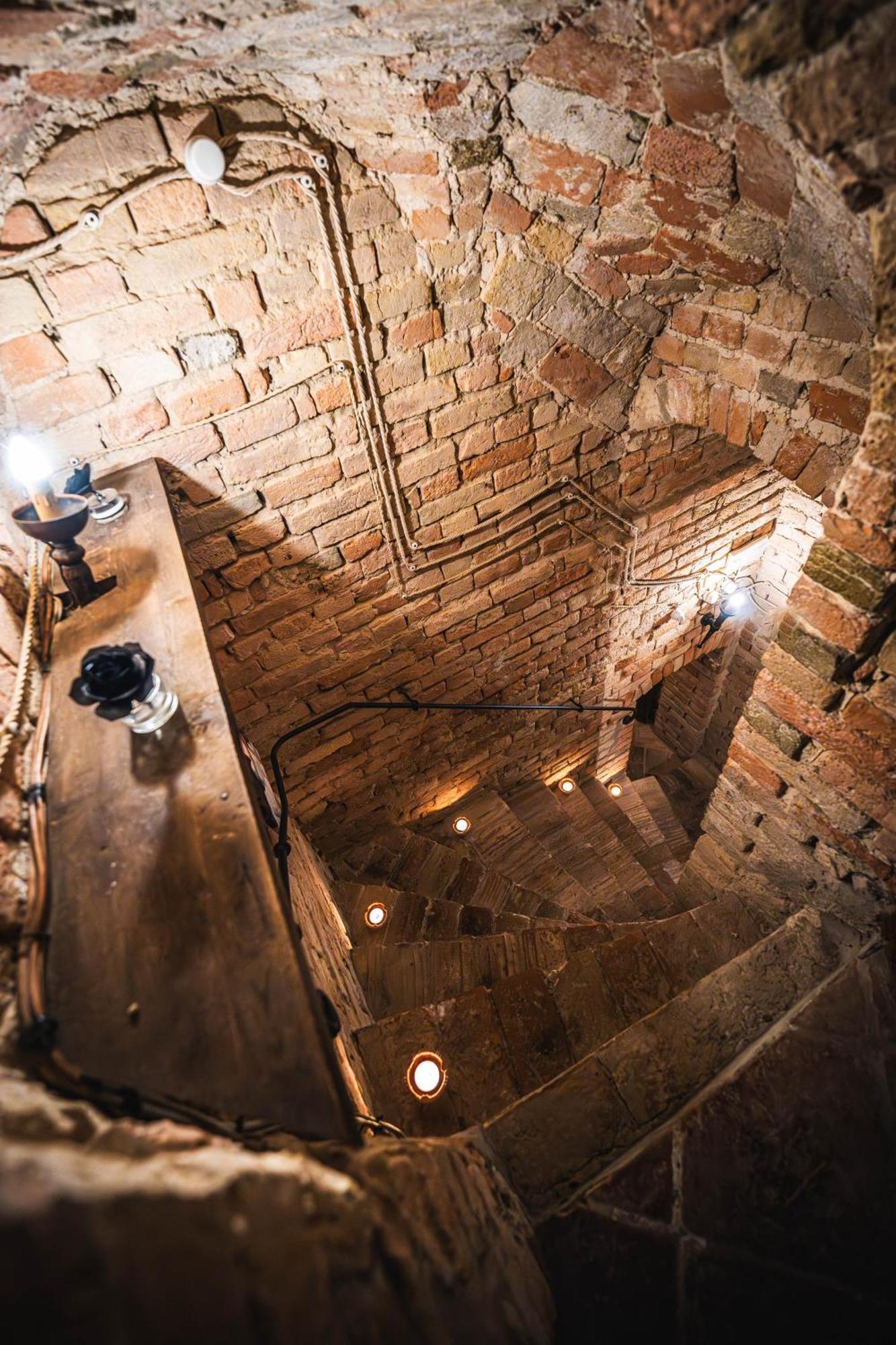 Hotel La Tavola Rotonda Cortemaggiore Exteriér fotografie